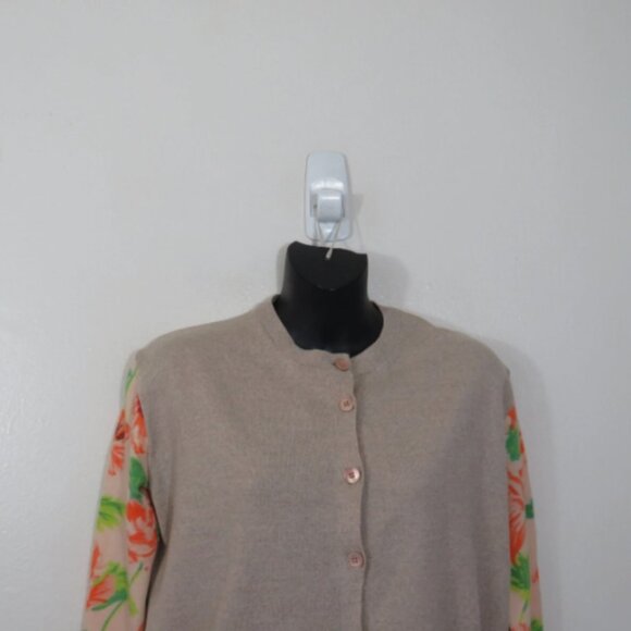 Stella McCartney size 40 Wool Cardigan Sweater Floral Tan Button Down US 4 6 - Picture 3 of 6